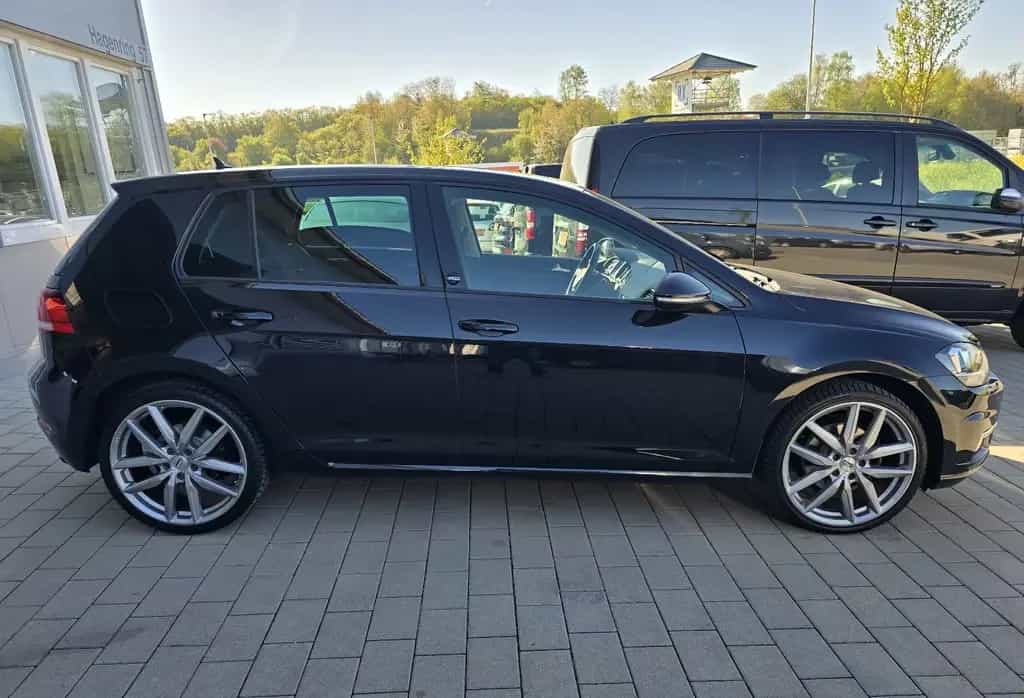 Volkswagen Golf VII Lim. Sound|ACC|PANO|Standheizung|AHK| 02/2018-photo-6