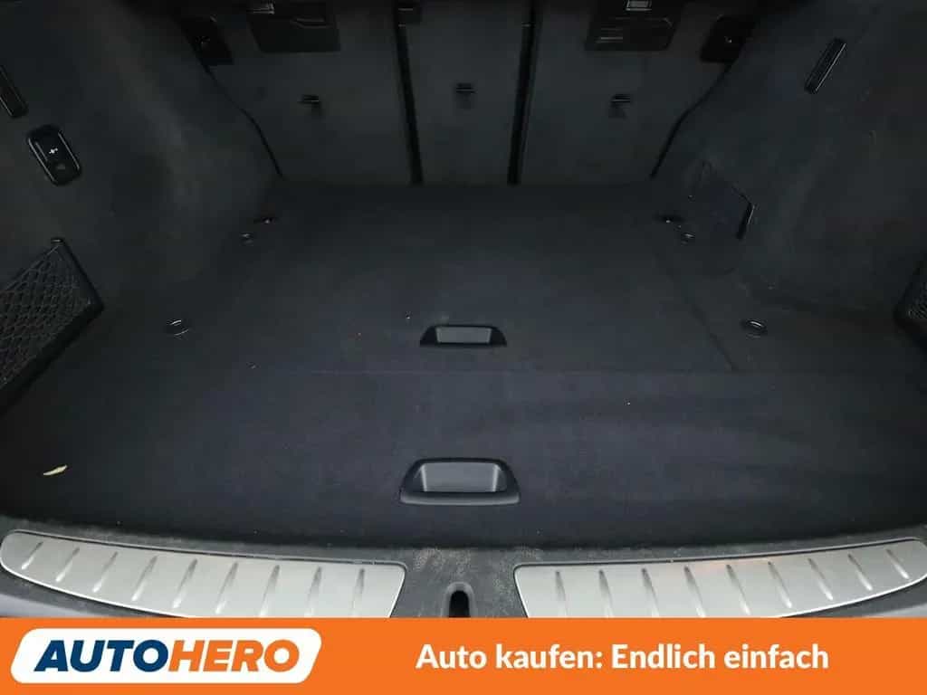 BMW 3 Series 320i Advantage Aut.*PANO*NAVI*LED*SHZ*PDC* 12/2017-photo-17