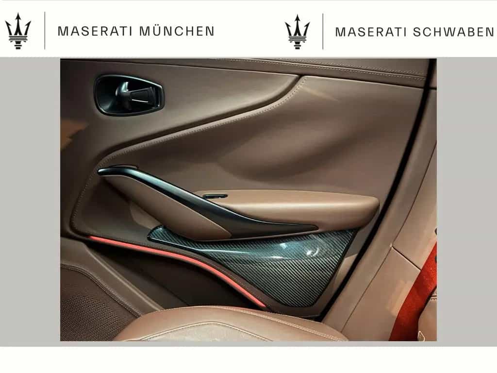 Aston Martin DBX 707/ Standheizung/ AHK/UPE 314t€ 01/2024-photo-8