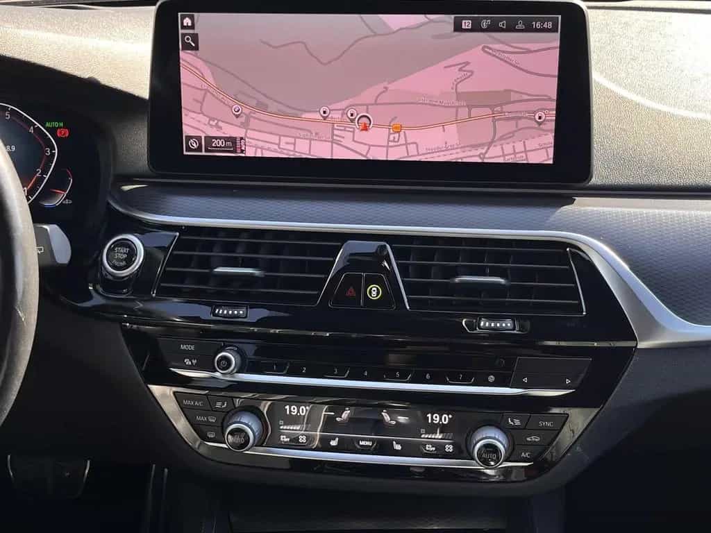 BMW 5 Series 530 i xDrive M-PACKET/PANO/NAVI/ACC/LASER/TOP/ 03/2021-photo-23