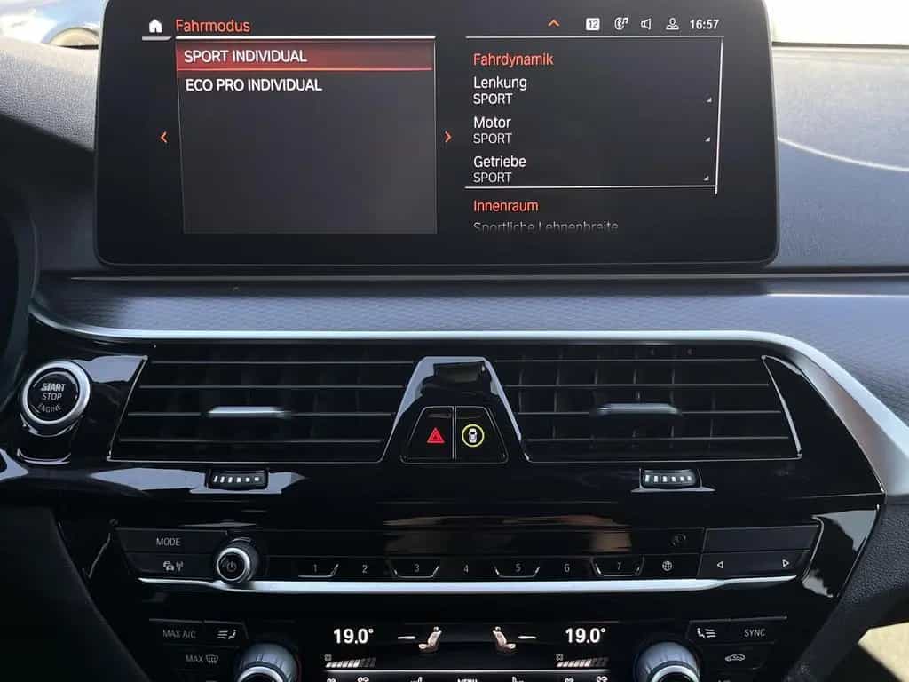 BMW 5 Series 530 i xDrive M-PACKET/PANO/NAVI/ACC/LASER/TOP/ 03/2021-photo-26