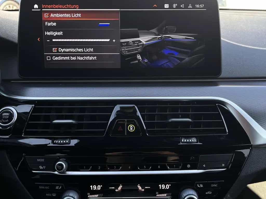 BMW 5 Series 530 i xDrive M-PACKET/PANO/NAVI/ACC/LASER/TOP/ 03/2021-photo-28