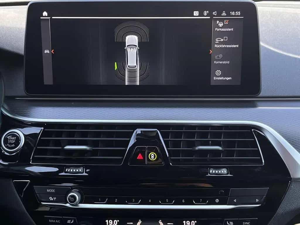 BMW 5 Series 530 i xDrive M-PACKET/PANO/NAVI/ACC/LASER/TOP/ 03/2021-photo-31