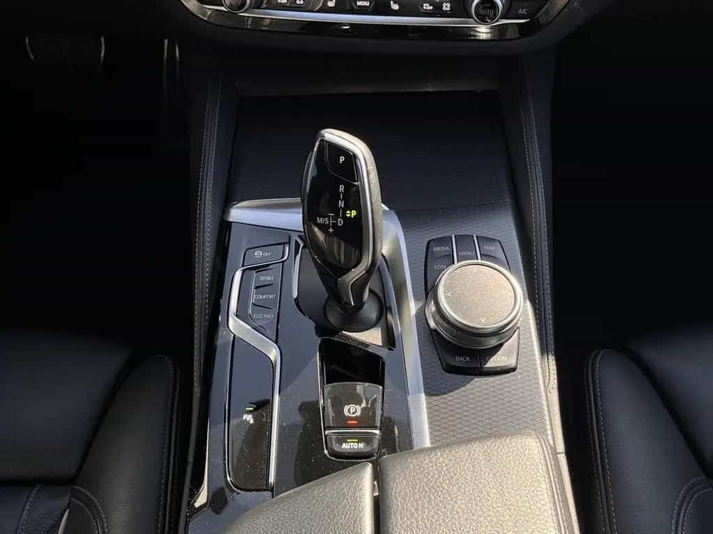 BMW 5 Series 530 i xDrive M-PACKET/PANO/NAVI/ACC/LASER/TOP/ 03/2021-photo-33