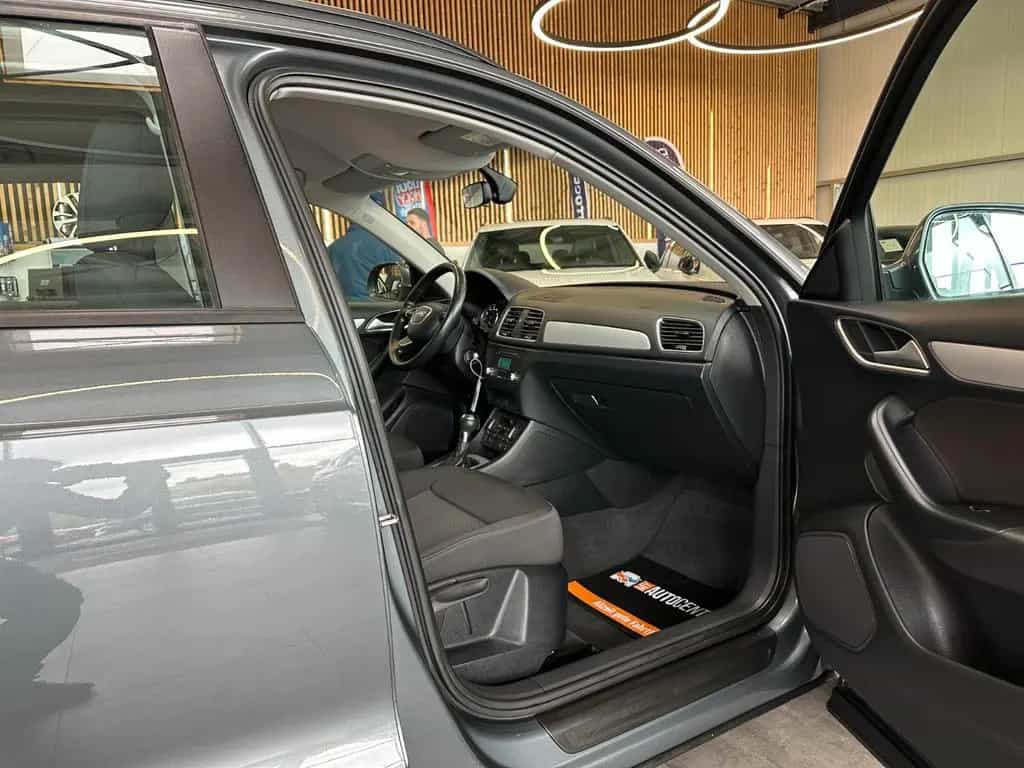 Audi Q3 *BiXenon*Sitzh.*elek. Heckkl.*1.Hand. * 04/2017-photo-37