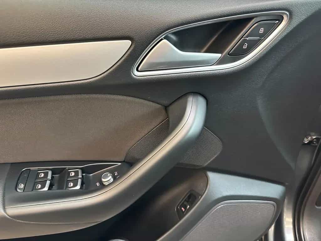 Audi Q3 *BiXenon*Sitzh.*elek. Heckkl.*1.Hand. * 04/2017-photo-45