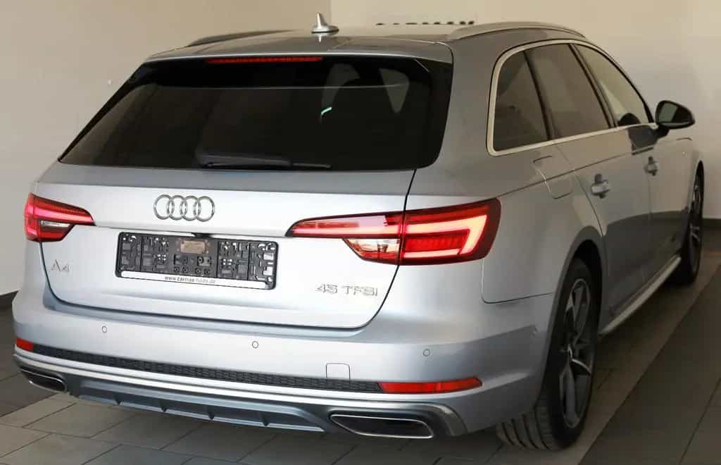Audi A4 Avant 45 TFSI S Line Leder,Navi,LED,Panorama 03/2019-photo-0