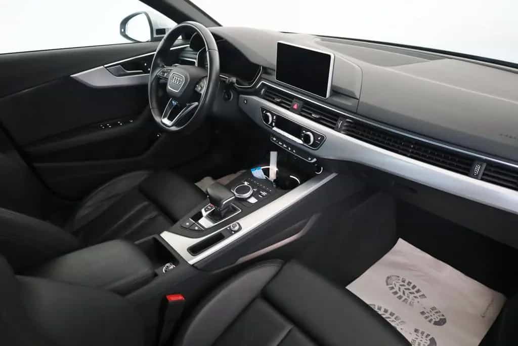 Audi A4 Avant 45 TFSI S Line Leder,Navi,LED,Panorama 03/2019-photo-1