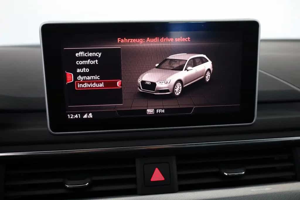 Audi A4 Avant 45 TFSI S Line Leder,Navi,LED,Panorama 03/2019-photo-22