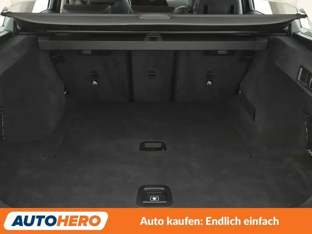 BMW 320 d Sport Line Aut.*NAVI*LED*PDC*ACC*SHZ*ALU* 08/2020-photo-17