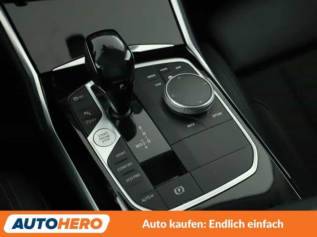BMW 320 d Sport Line Aut.*NAVI*LED*PDC*ACC*SHZ*ALU* 08/2020-photo-23