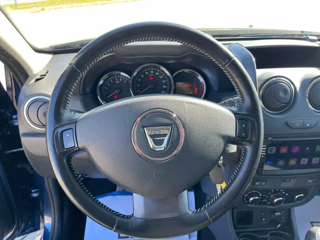 Dacia Duster I Celebration 4x2 09/2015-photo-19