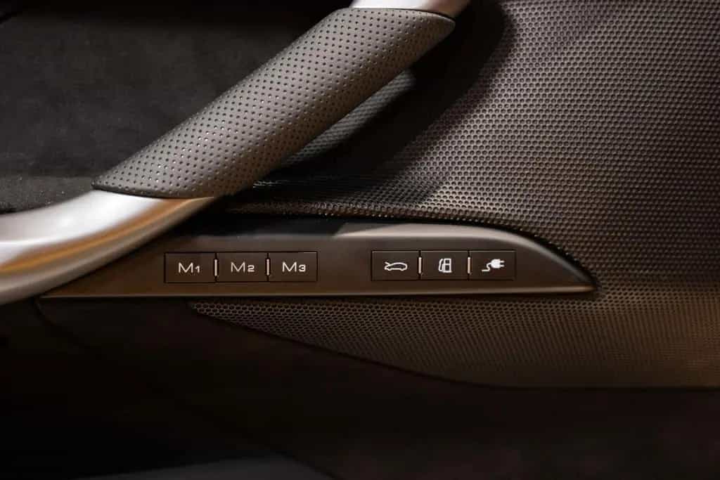 Ferrari 296 GTS ACC|JBL|VENTILATION 06/2024-photo-11