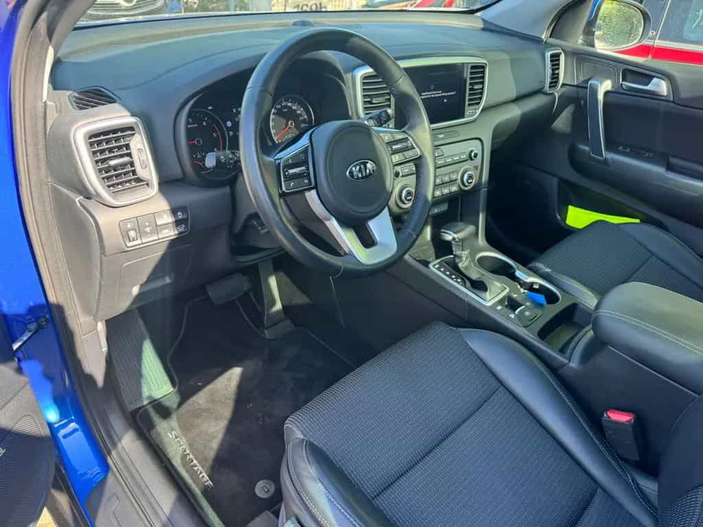 Kia Sportage 1.6 CRDi Black Edition Panorama+LED+JBL 06/2021-photo-12