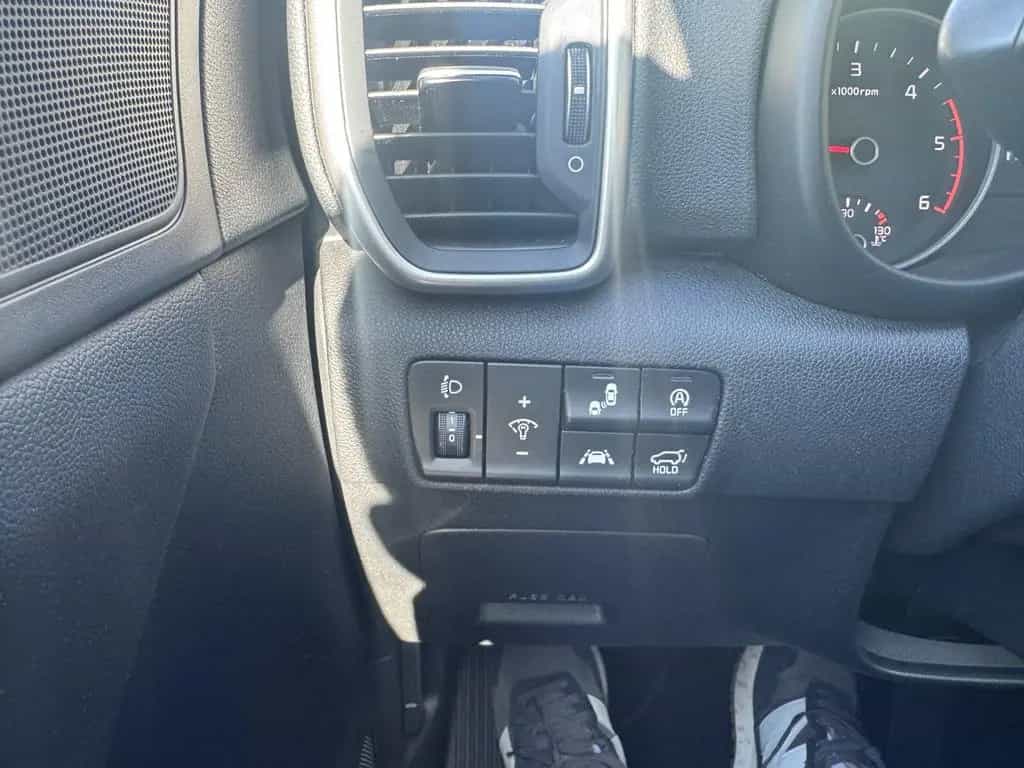 Kia Sportage 1.6 CRDi Black Edition Panorama+LED+JBL 06/2021-photo-18