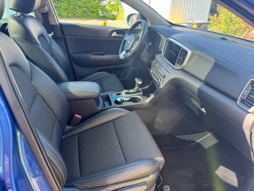 Kia Sportage 1.6 CRDi Black Edition Panorama+LED+JBL 06/2021-photo-4