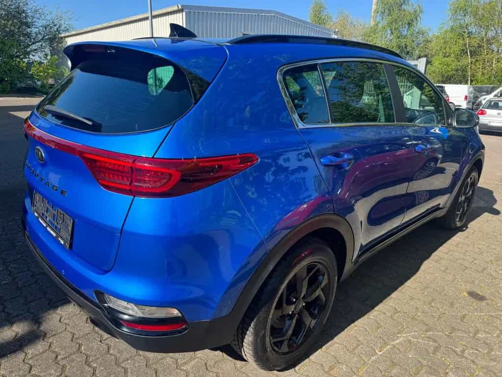 Kia Sportage 1.6 CRDi Black Edition Panorama+LED+JBL 06/2021-photo-7