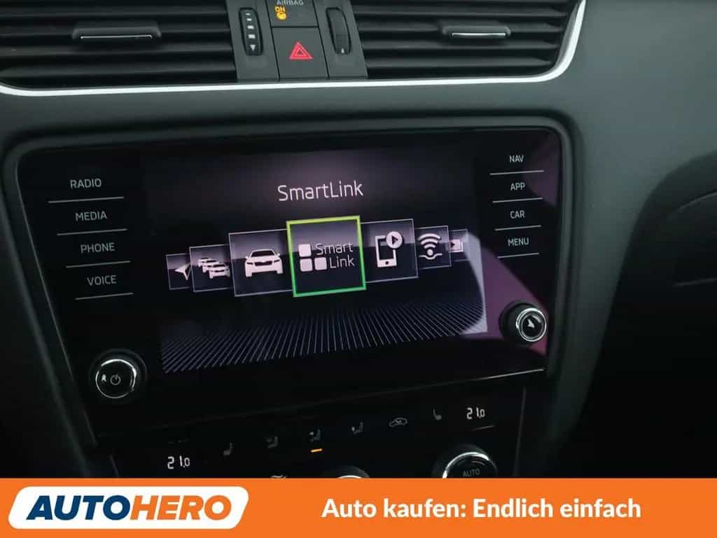 Skoda Octavia 1.5 TSI ACT Style Aut.*CARPLAY*NAVI*PDC* 03/2019-photo-20