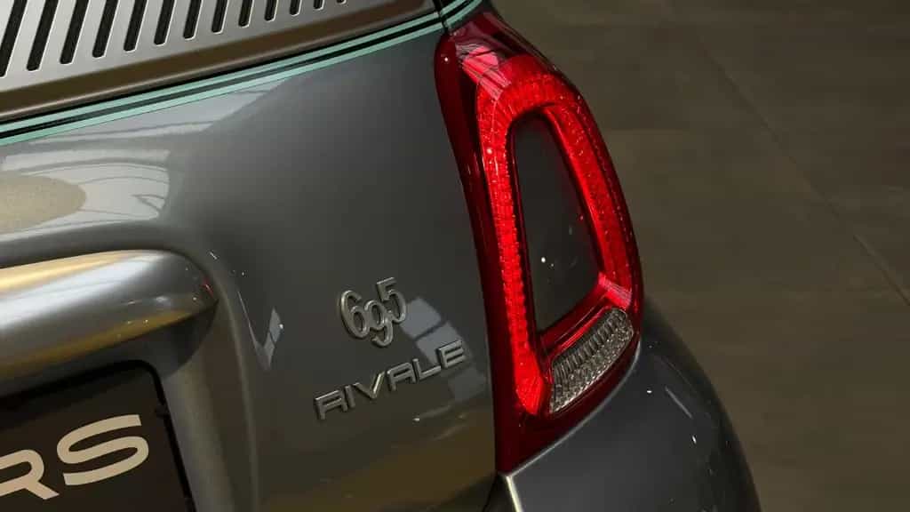 Abarth 695C RIVALE AUTOMATIK 175TH ANNIVERSARY TWO-TONE 01/2019-photo-11