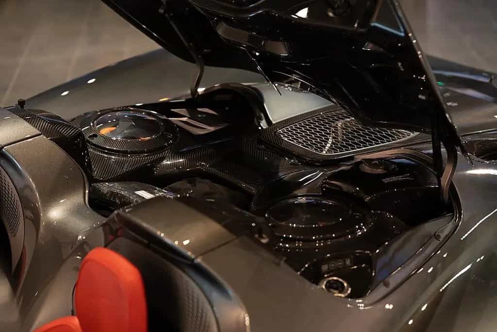 McLaren Elva SAMMLERFAHRZEUG 149 STÜCK 08/2024-photo-14