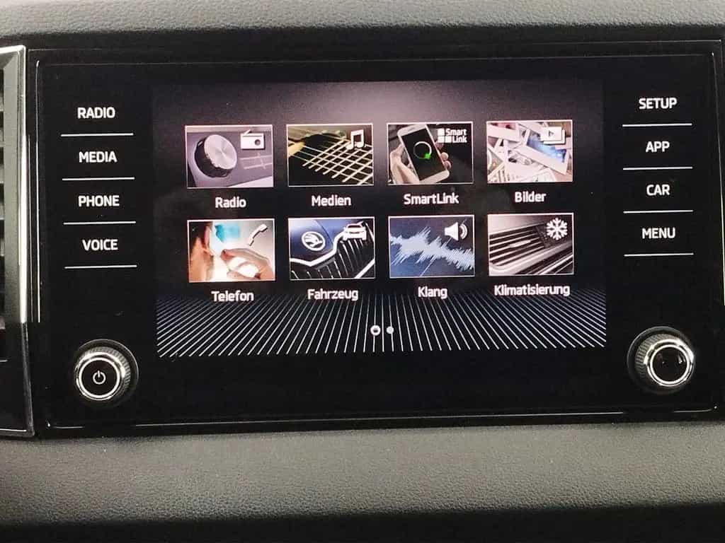 Skoda Karoq 1.5 TSI Style DynLicht*Fernlichtass. 06/2019-photo-14