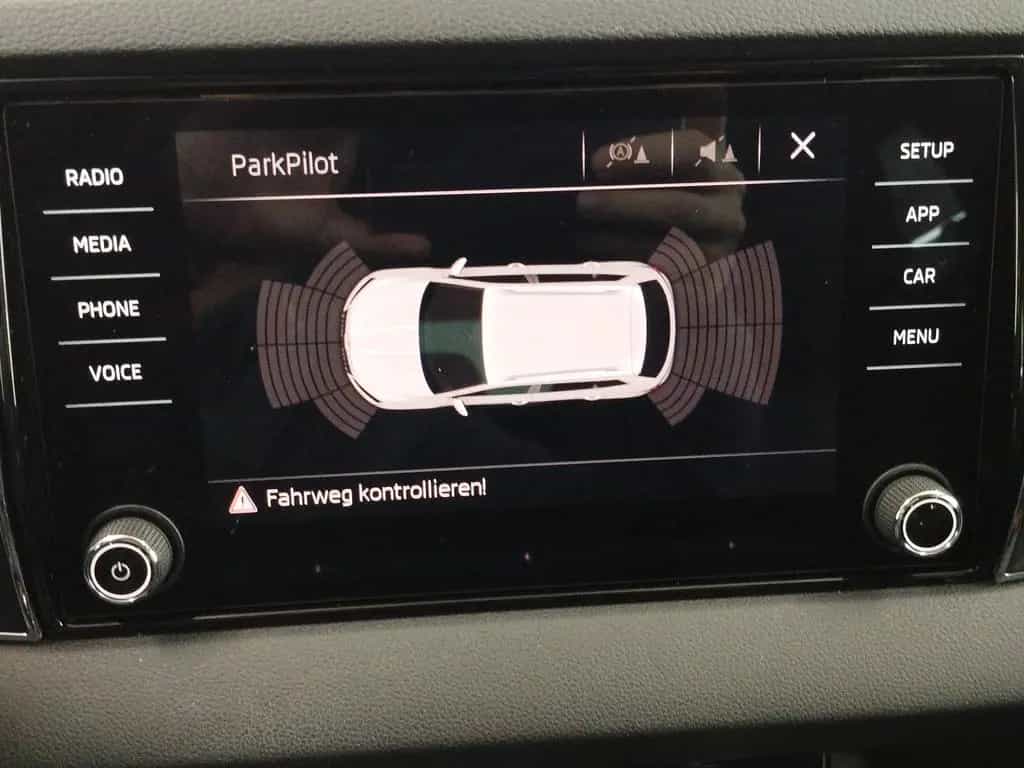 Skoda Karoq 1.5 TSI Style DynLicht*Fernlichtass. 06/2019-photo-24