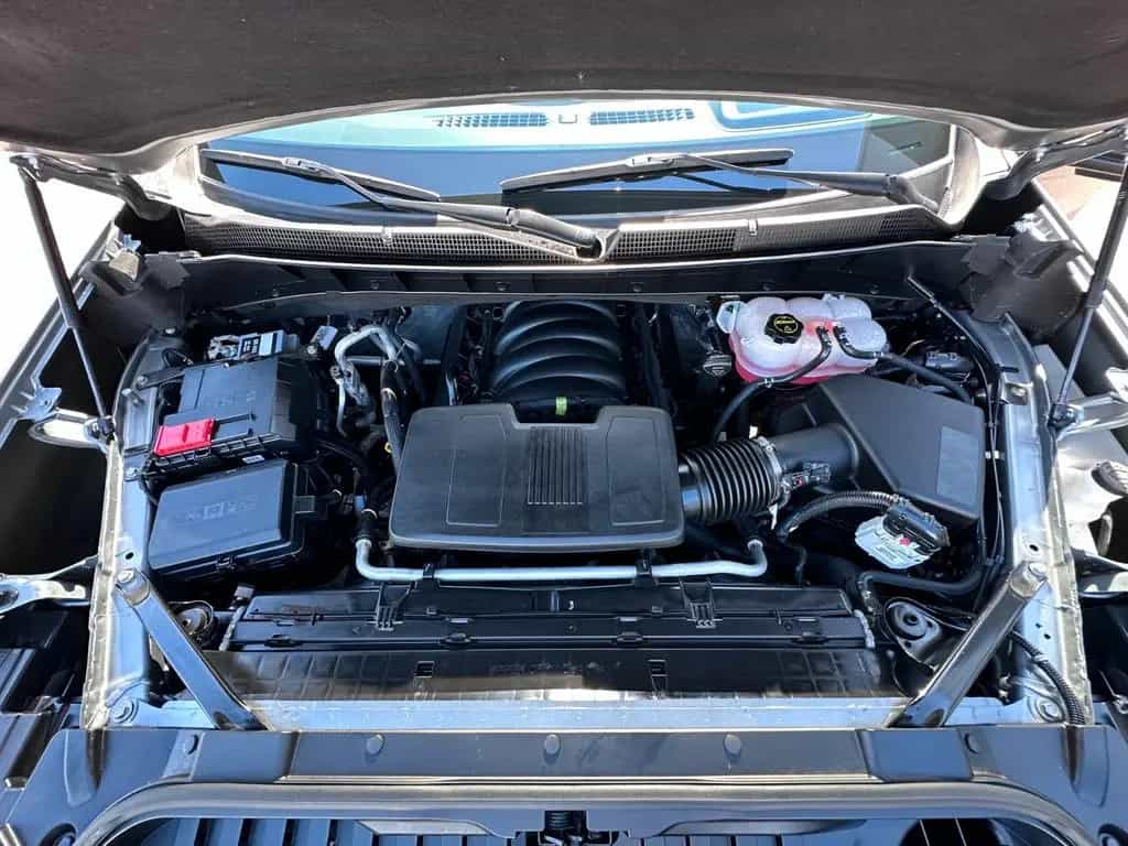 Chevrolet Silverado HIGH COUNTRY 2025 §44 48 MON.GARANTIE null-photo-2