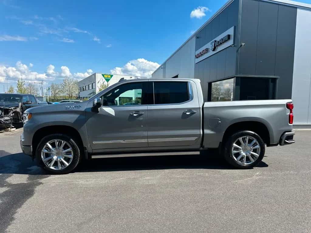 Chevrolet Silverado HIGH COUNTRY 2025 §44 48 MON.GARANTIE null-photo-4