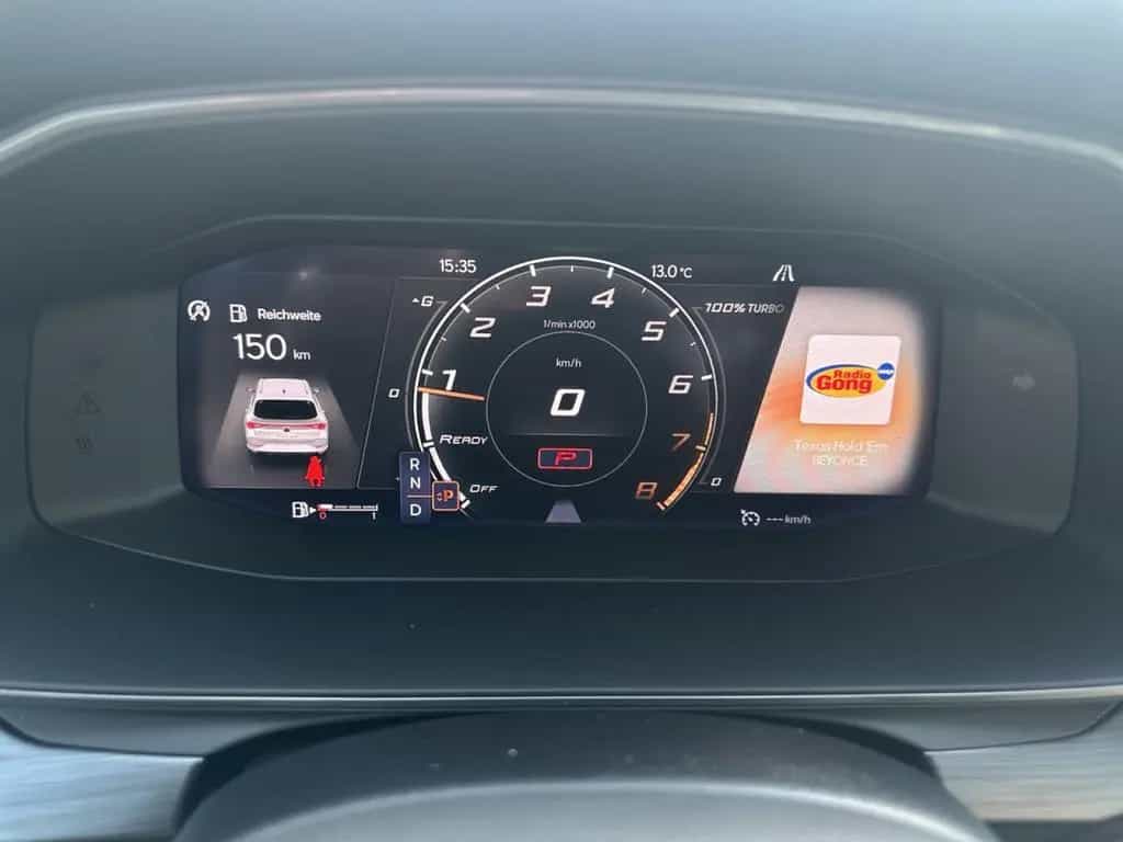 Cupra Leon Sportstourer 2.0 TSI 245 PS DSG 04/2023-photo-18