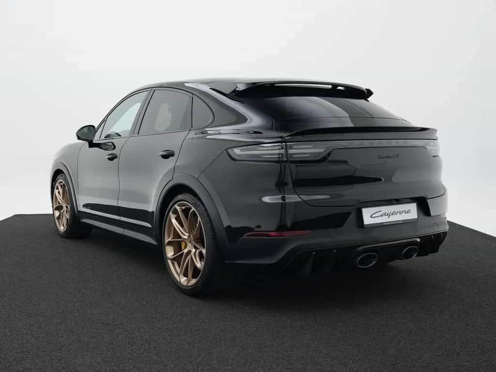 Porsche Cayenne Turbo GT Coupé 01/2023-photo-2