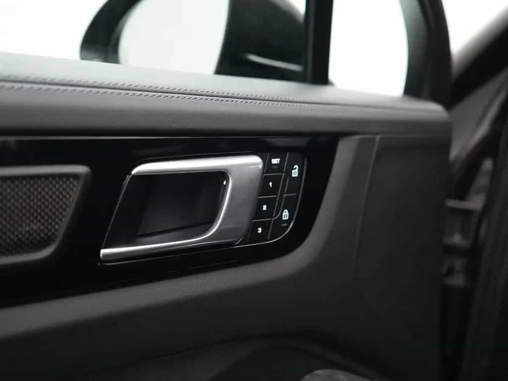 Porsche Cayenne Turbo GT Coupé 01/2023-photo-27