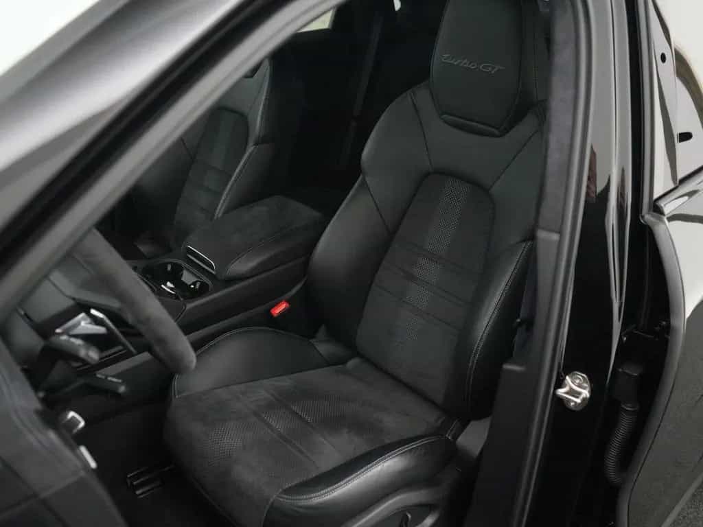 Porsche Cayenne Turbo GT Coupé 01/2023-photo-3
