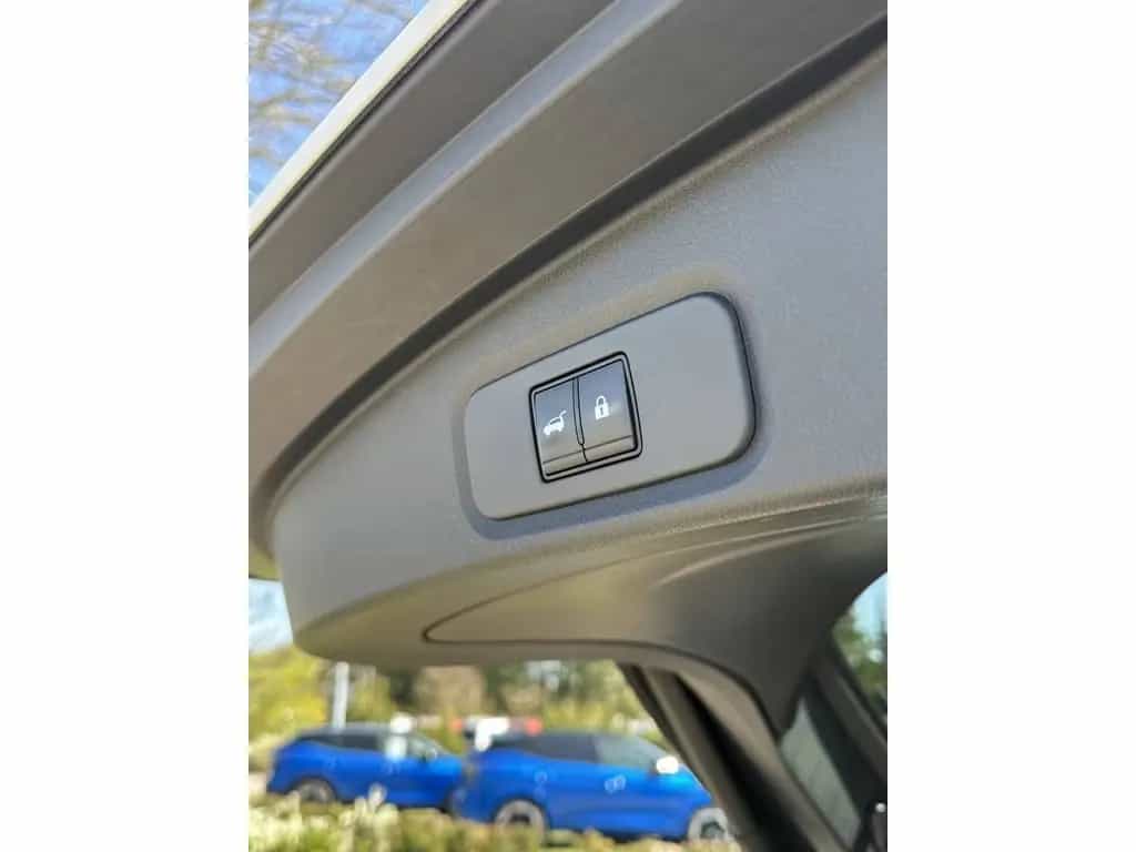Nissan Qashqai MY22 1.5 VC-T E-POWER 190 PS 4x2 N-Conne 04/2023-photo-17