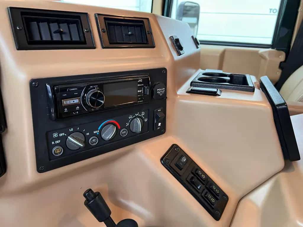 Hummer H1 1997 Zivilversion 04/1997-photo-8