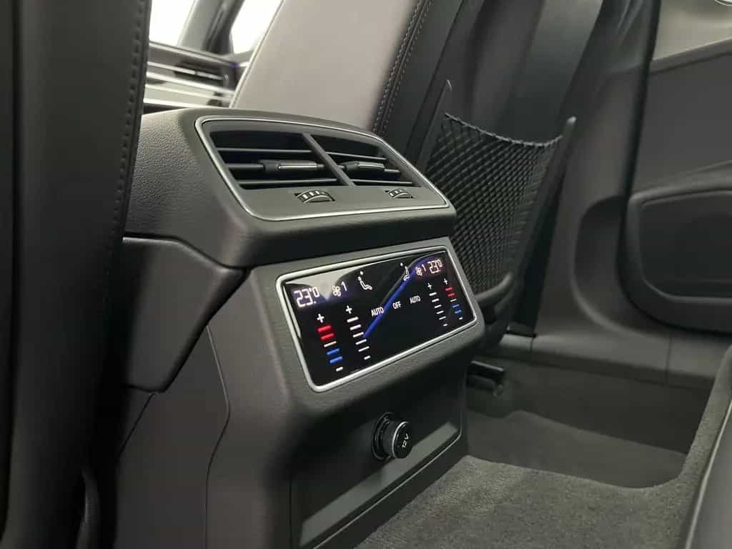 Audi A6 50 TDI quattro sport *HuD*AHK*PANO*LED*VIRT* 07/2021-photo-16