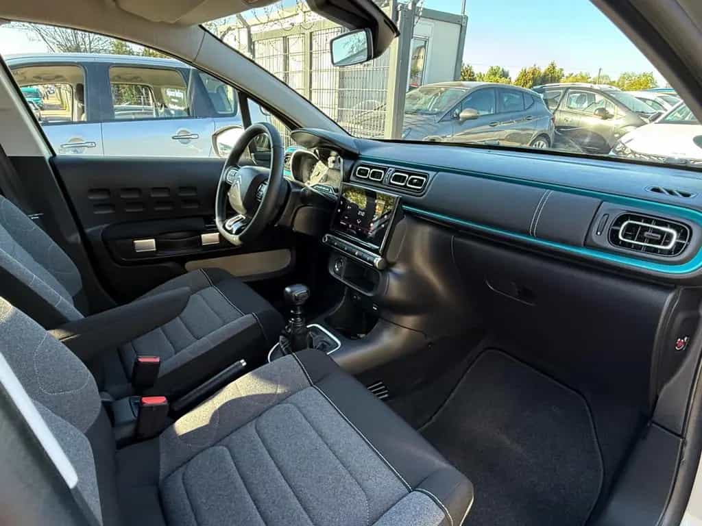 Citroën C3 Shine 10/2023-photo-17