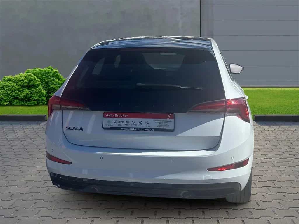 Skoda Scala Monte Carlo+Alufelgen+Navi+Sitzheizung+Kli 01/2023-photo-2
