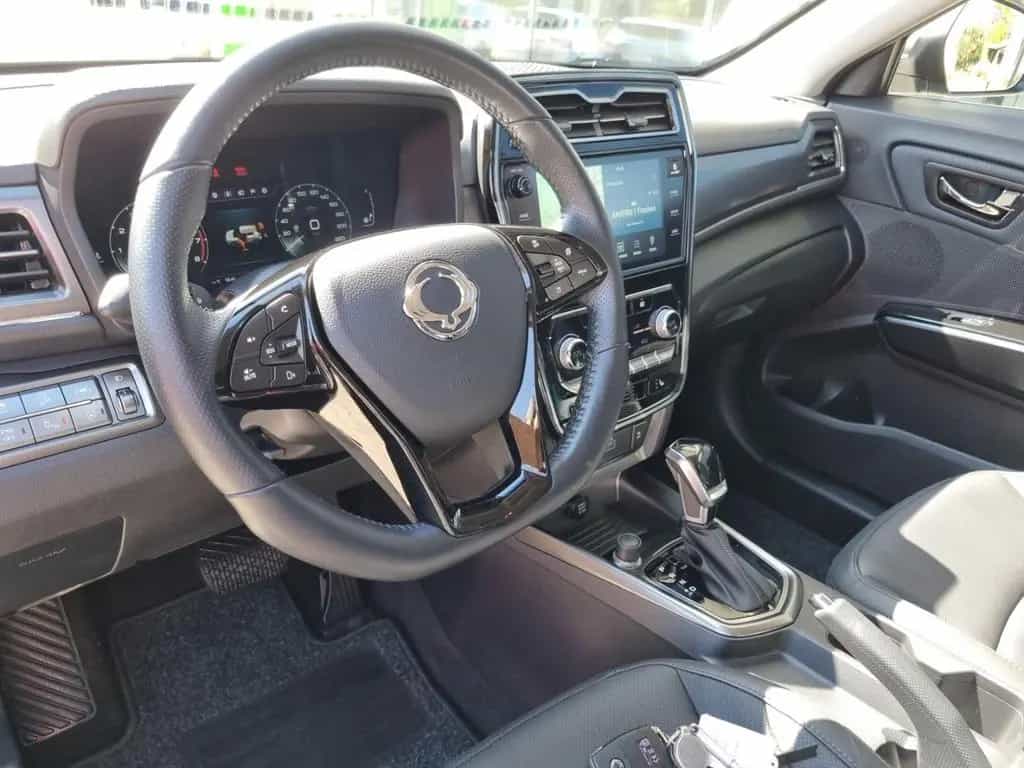 Ssangyong Tivoli Sapphire 4x2 1.5 T-GDI Navigation 03/2022-photo-11