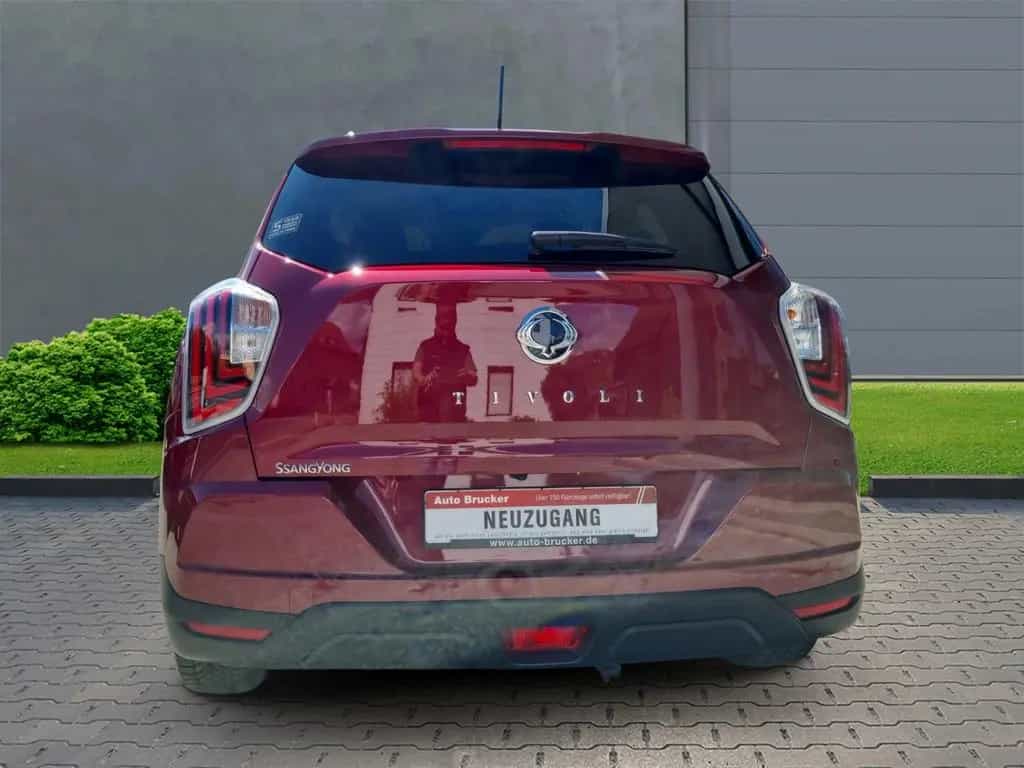 Ssangyong Tivoli Sapphire 4x2 1.5 T-GDI Navigation 03/2022-photo-3