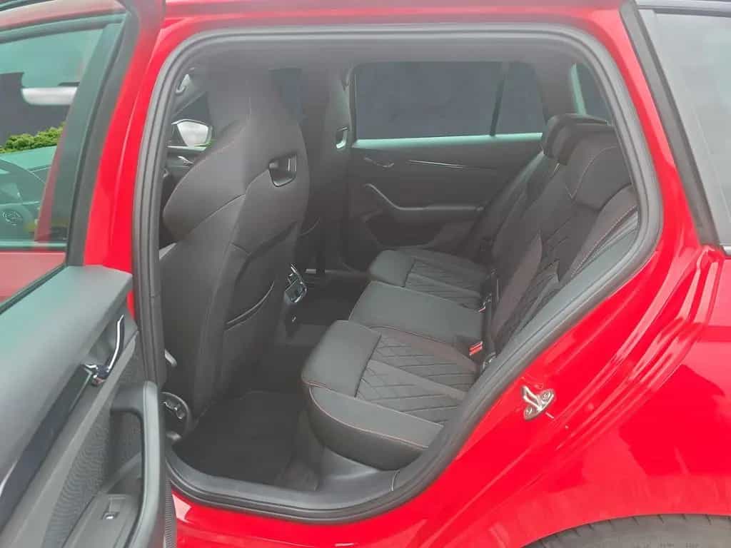 Skoda Octavia Combi RS+Anhängerkupplung+Navi+Klimaauto 10/2022-photo-6