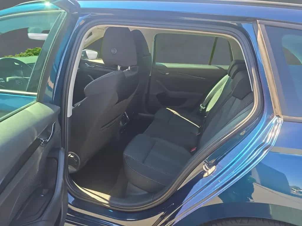 Skoda Octavia Combi Clever+Anhängerkupplung+Navi+Klima 11/2021-photo-6