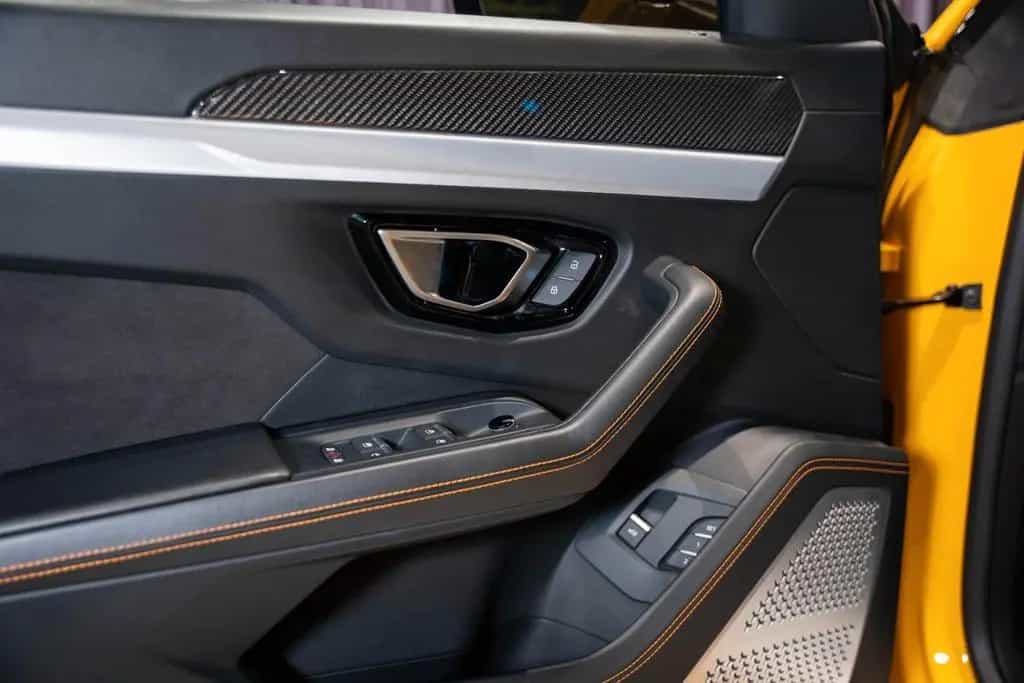 Lamborghini Urus 4.0 V8 B&O|MATRIX|CARBON 11/2020-photo-30