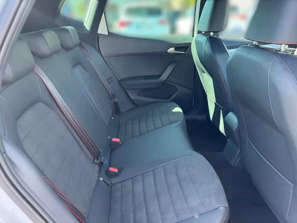 Seat Arona FR 1.5 TSI LED Navi Kamera FullLink 04/2023-photo-16