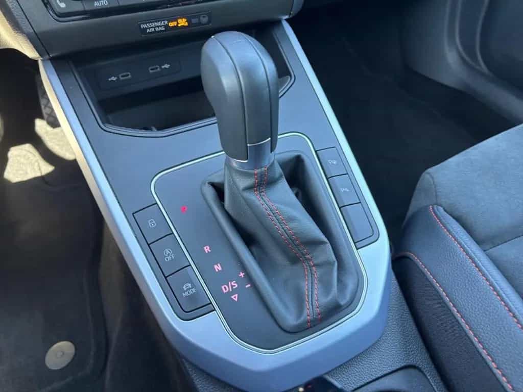 Seat Arona FR 1.5 TSI LED Navi Kamera FullLink 04/2023-photo-24