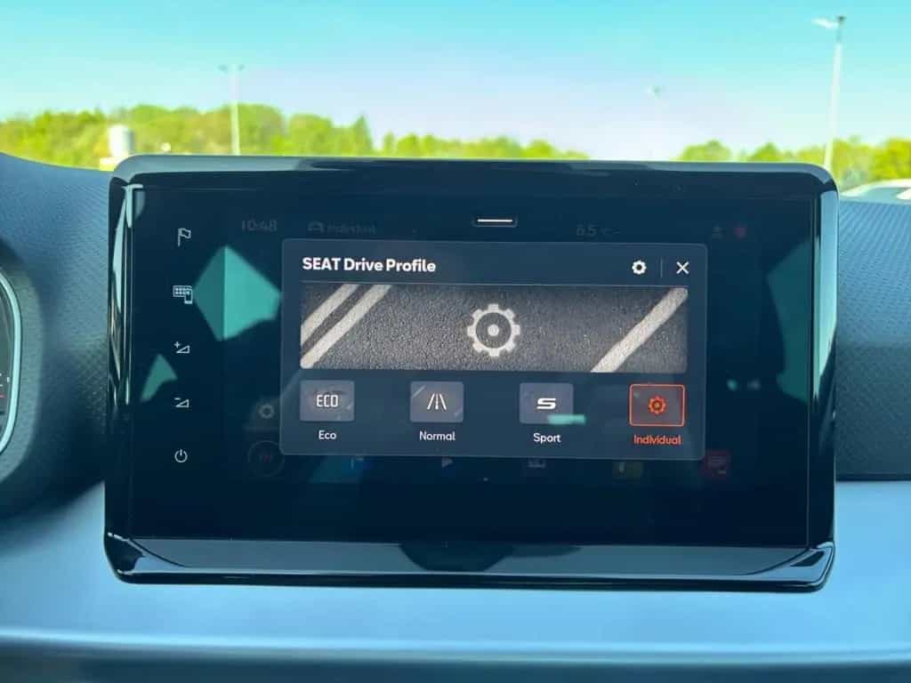 Seat Arona FR 1.5 TSI LED Navi Kamera FullLink 04/2023-photo-26