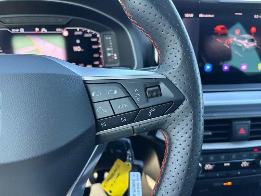 Seat Arona FR 1.5 TSI LED Navi Kamera FullLink 04/2023-photo-29