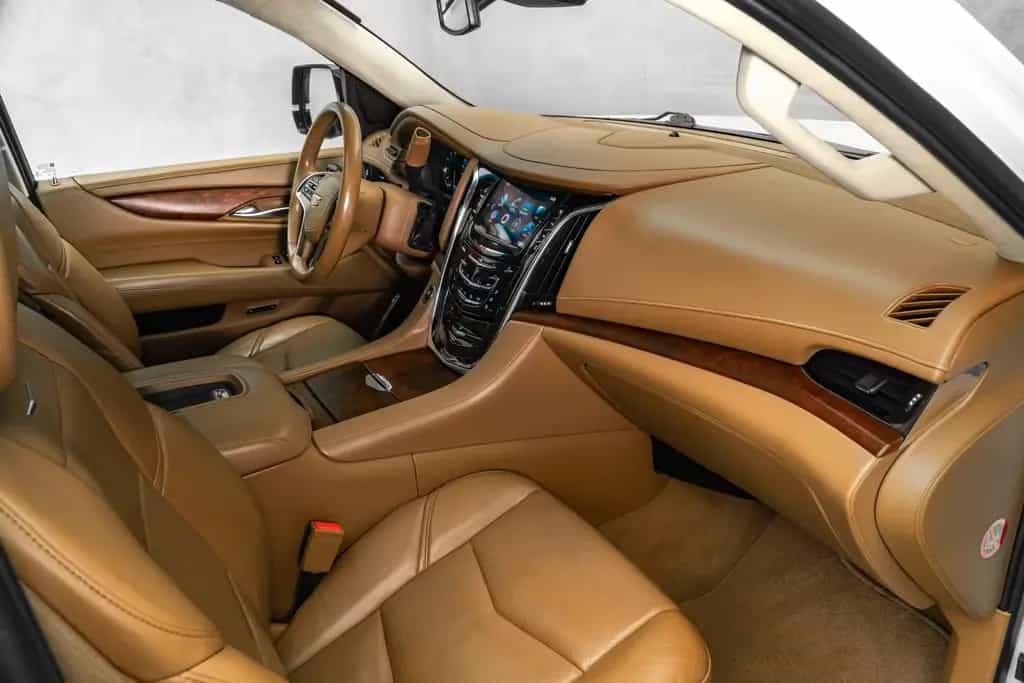 Cadillac Escalade GMT K2XL Platinum ESV 06/2016-photo-10