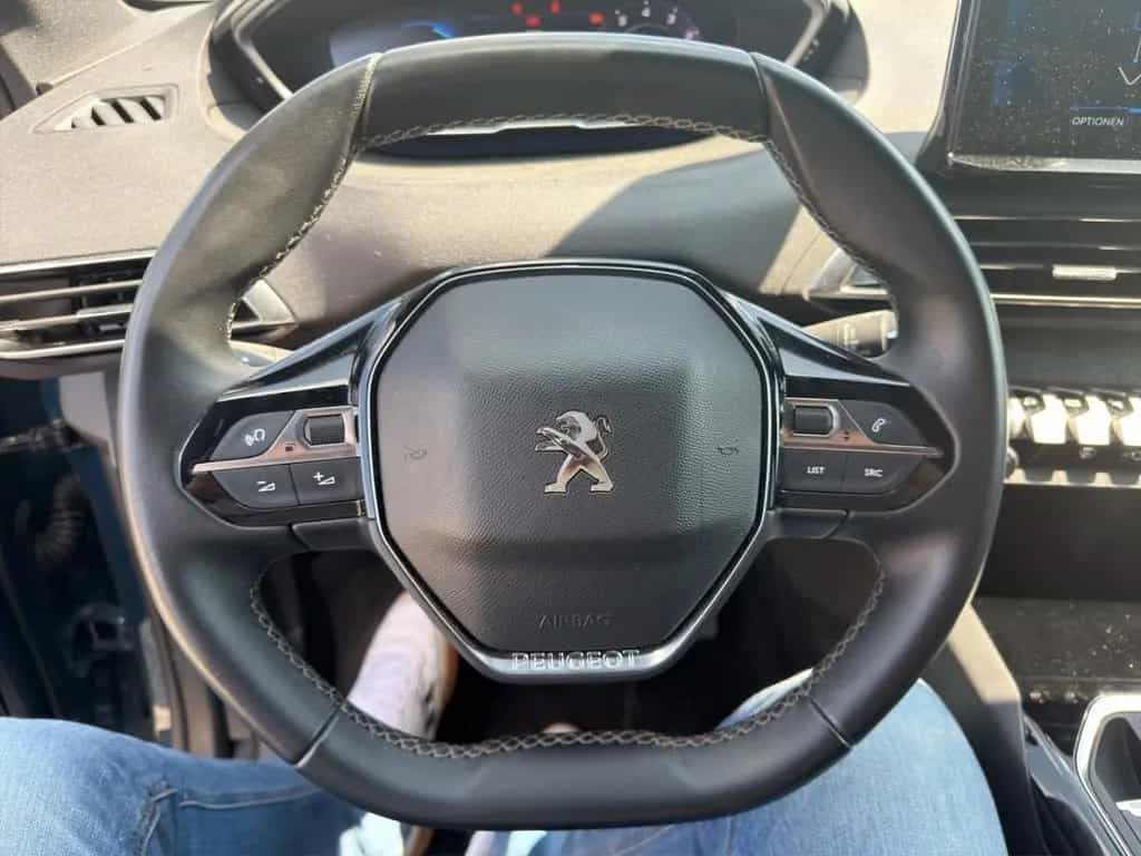 Peugeot 3008 Allure Pack PureTech 130 Navi LED 2-Zonen- 10/2023-photo-9