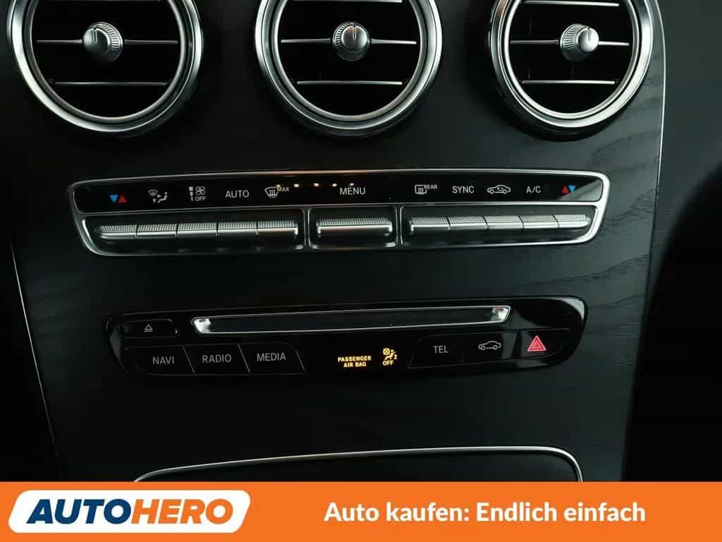 Mercedes-Benz C-Class 180 T AMG Line Aut.*NAVI*LED*TEMPO*PDC* 06/2018-photo-22