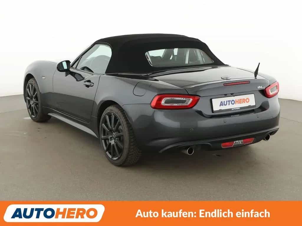 Fiat 124 Spider 1.4 Turbo Lusso Aut.*NAVI*LED*CABRIO* 06/2018-photo-3